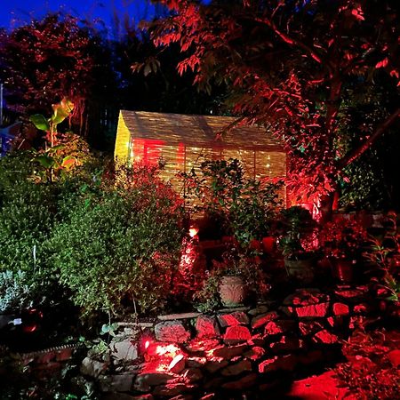 Bumble Bee Cottage Plymouth Exterior foto